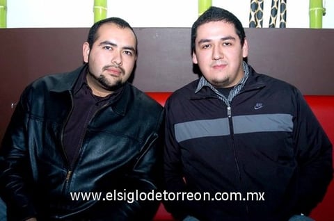 10012010 Aurelio Omar y Aarón Alan.