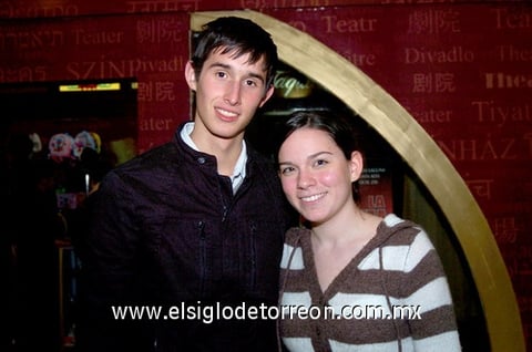 14012010 Pareja. Ale Mirande y Ale Álvarez.