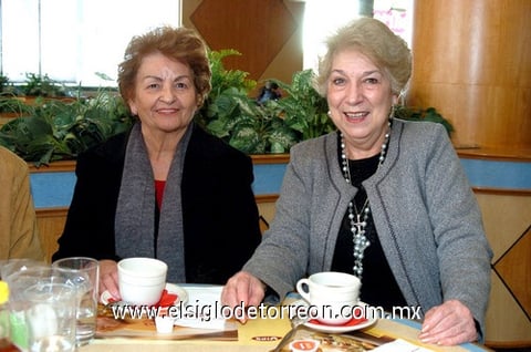 14012010 Lidia de Casas y Norma de Espinoza.