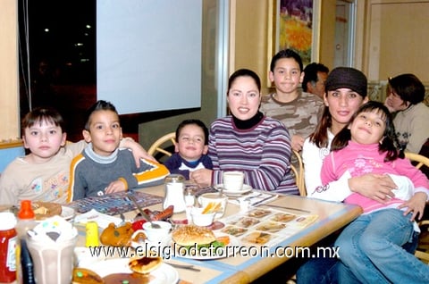18012010 Familia.Claudia, Bety, Giovanni, Daniel, Sophie, Fer y Natalia.