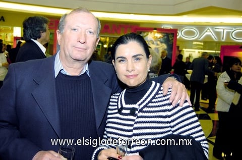 18012010 Francisco Javier Carrillo y Cecilia Ramírez Hamdan.