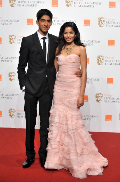 El actor británico Dev Patel y la actriz india Freida Pinto