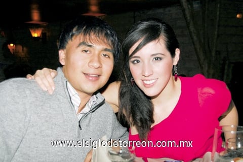 22012010 Héctor Sánchez y Annie Abraham.