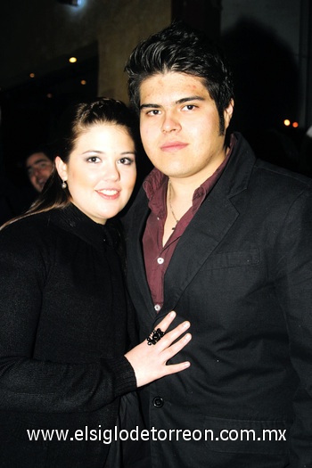 22012010 Mariel Villarreal y Pedro Castillo.