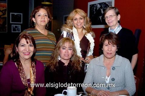 24012010 Mónica de Silva, Violeta Ayup, Blanca Fraire, Nora Valdez, Lucía Ramos y Collete.