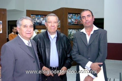 24012010 Manuel Leal, Ramón Iriarte y Gerardo Beuchot.