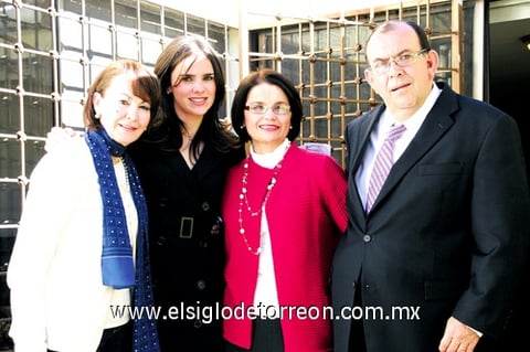 24012010 Yeye Romo, María Elvira Garza, Vivi de Garza y Luis Garza.
