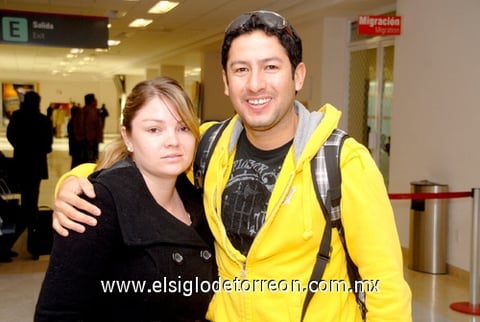 20012010 Los Cabos. Katy Buchanas despidió a Fernando Cabrera.