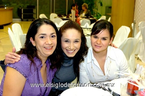 26012010 Olga Villarreal, Delia Cárdenas y Rossana Carmona.