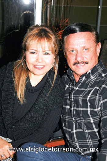 28012010 Lorena Zamora y José Gómez.
