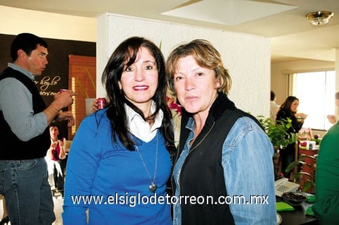 27012010 Kitty Nava y Leticia Canedo.