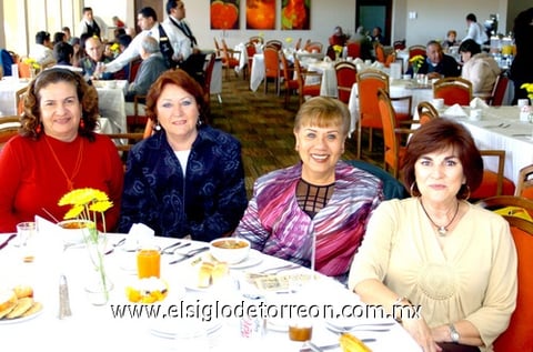 30012010 Tere Cázares, Mary Cruz de Castañeda, Lupita Flores y Gaby Faya.