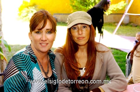 31012010 Sara Argüelles y Alicia Reyes.
