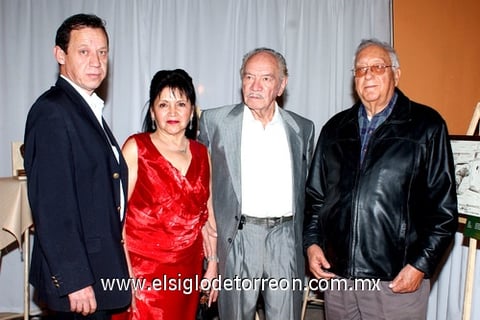 31012010 Asistentes. Álvaro Castaño, María Elena González, Ramón Reveles y Ariel Berrueto.