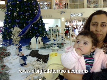 Renata García Rios y Monica en el Paso Texas.
