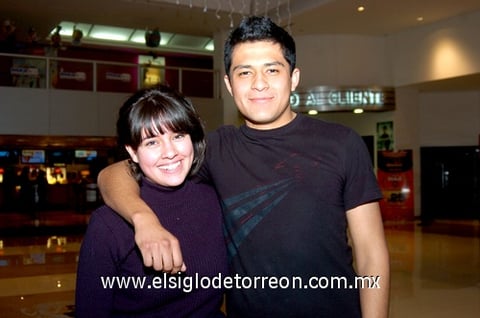 01022010 Paola Alonso  e Ilse Ávila.