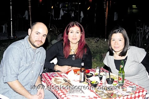 05022010 Fiesta de canastilla para Ivonne Valenzuela Valles, organizada por Paty Mata, Rosa Valles, Emma González y María del Refugio Obregón.