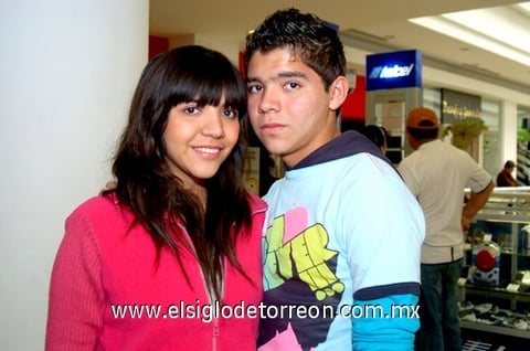 06022010 Analí y Misael Calderón Estrada.