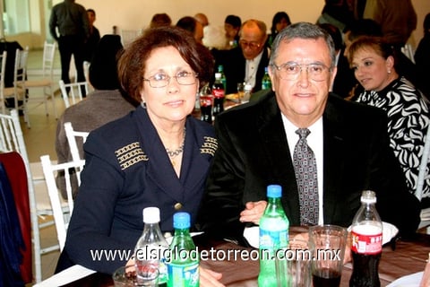 07022010 Conchita Gutiérrez  de Valdés y Héctor Valdés.