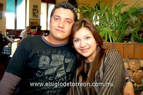 07022010 Irving Mendoza Wong y Claudia Ramírez de Mendoza.