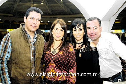 07022010 Beto, Mónica, Eva y Jaime.