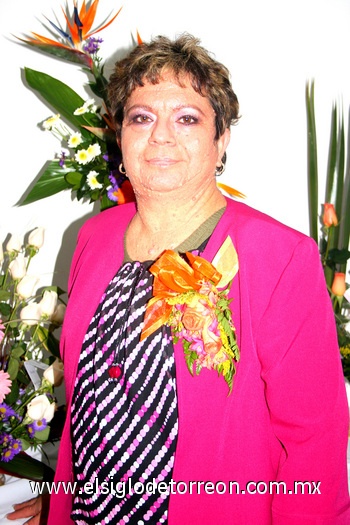 09022010 Gloria Patricia de Santos Sánchez en su fiesta de jubilación.