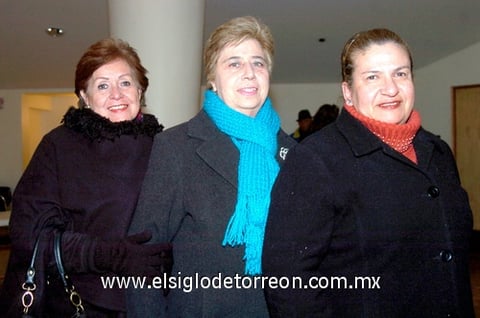 09022010 Tere Cázares, Ludy Galván y Amparo Cerda.