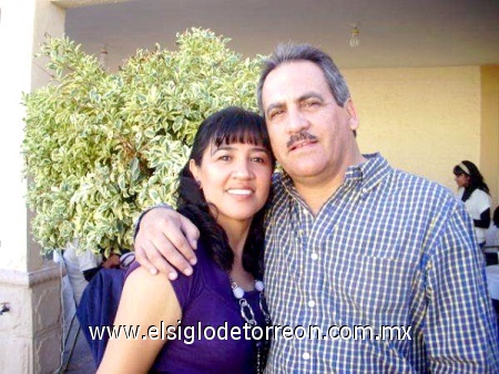 Mary y Manuelito Ramírez. Fotografía enviada por Araceli.