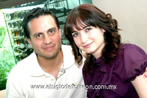 10022010 Esteban Soto y Karla Eppen.