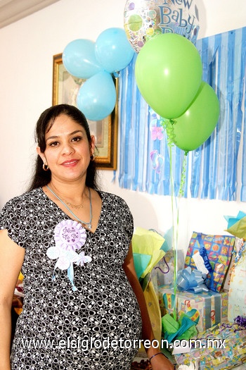 10022010 Ivonne Valenzuela Valles en su fiesta de canastilla.