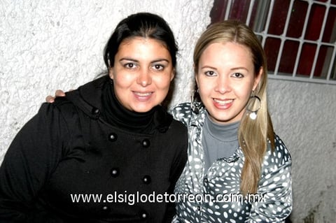 10022010 Lucía Romo y Mariana Ugarte. EL UNIVERSAL
