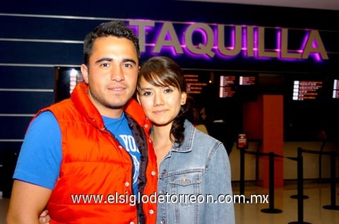 12022010 Óscar Rodríguez y Rocío Torres. EL SIGLO DE TORREÓN/ÉRICK SOTOMAYOR