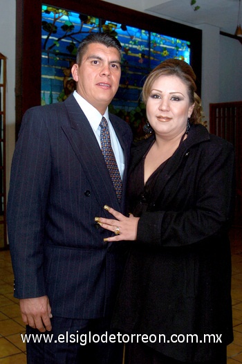 12022010 Rafael Flores y Nena.