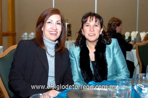 12022010 Pily y Paty.