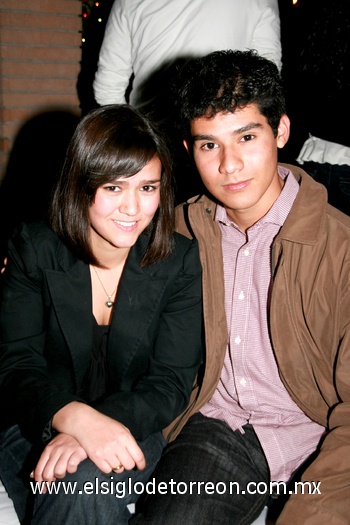 14022010 Mayra Elizondo y Guillermo Rosales.