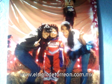 Yareli , Jr. y Jessi, día de halloween en Denver por Manuel Estala.