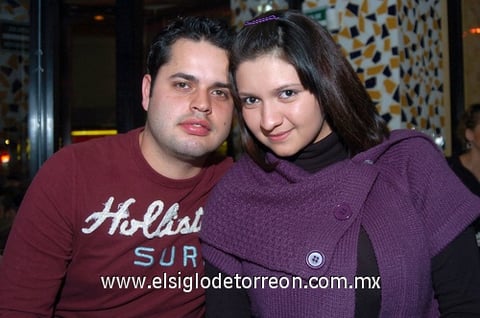 18022010 Pareja. Meztli Triana y Marco Antonio Flores.
