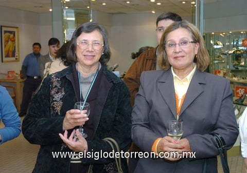 18022010 Silvia García e Isis Esquivel.