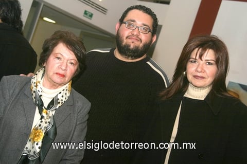 18022010 Sara Mena, Rogelio Barraza y Dany Sanchezviesca.
