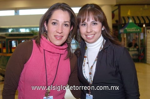 21022010 Stephany de la O y Claudia Gómez. EL SIGLO DE TORREÓN / JESÚS HERNÁNDEZ