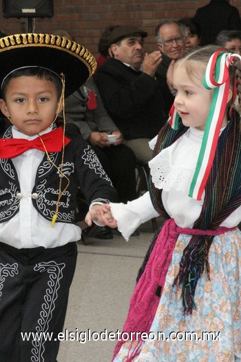 22022010 Juan Carlos y Megan.