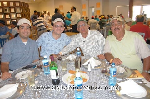 22022010 Gustavo Velasco, Daniel Gómez, Jesús Contreras y Daniel Garibay.