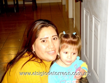 Mi màs grande tesoro Azul Cassandra en Tyler, Texas, en Diciembre del 2009. Enviada por Nuria L. Dominguez.