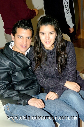27022010 Roberto y Ana.