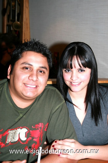 28022010 Teo Quiñones y Carmen Contreras.