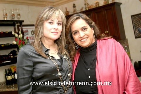 28022010 Noelie López y Canela Portilla.