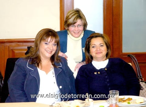 28022010 Lucía Amezcua, María Luisa Madero y Carmen Lomelí.