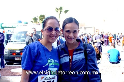 01032010 Silvia y Karla Hernández.