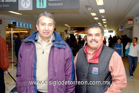 01032010 México. David Ocampo fue recibido por Ernesto.