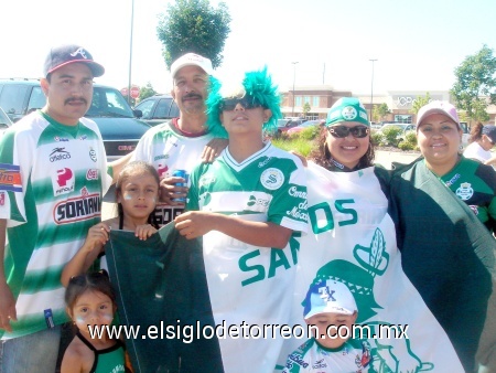 La porra del Santos cuando vino a kansas. La porra de sansebas presente. Enviada por Juan Castillo.